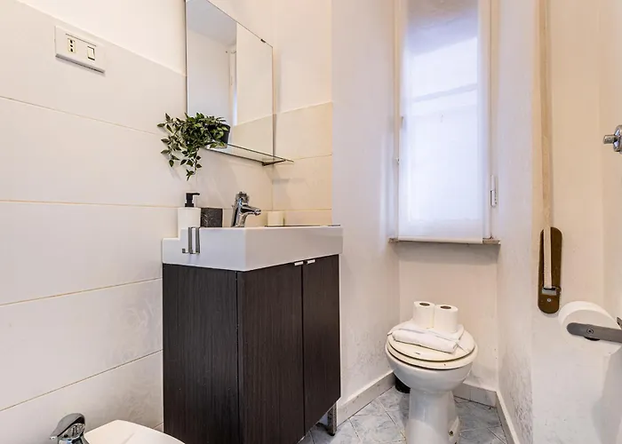 Cozy Saint Peter Apt, Steps From Vatican *